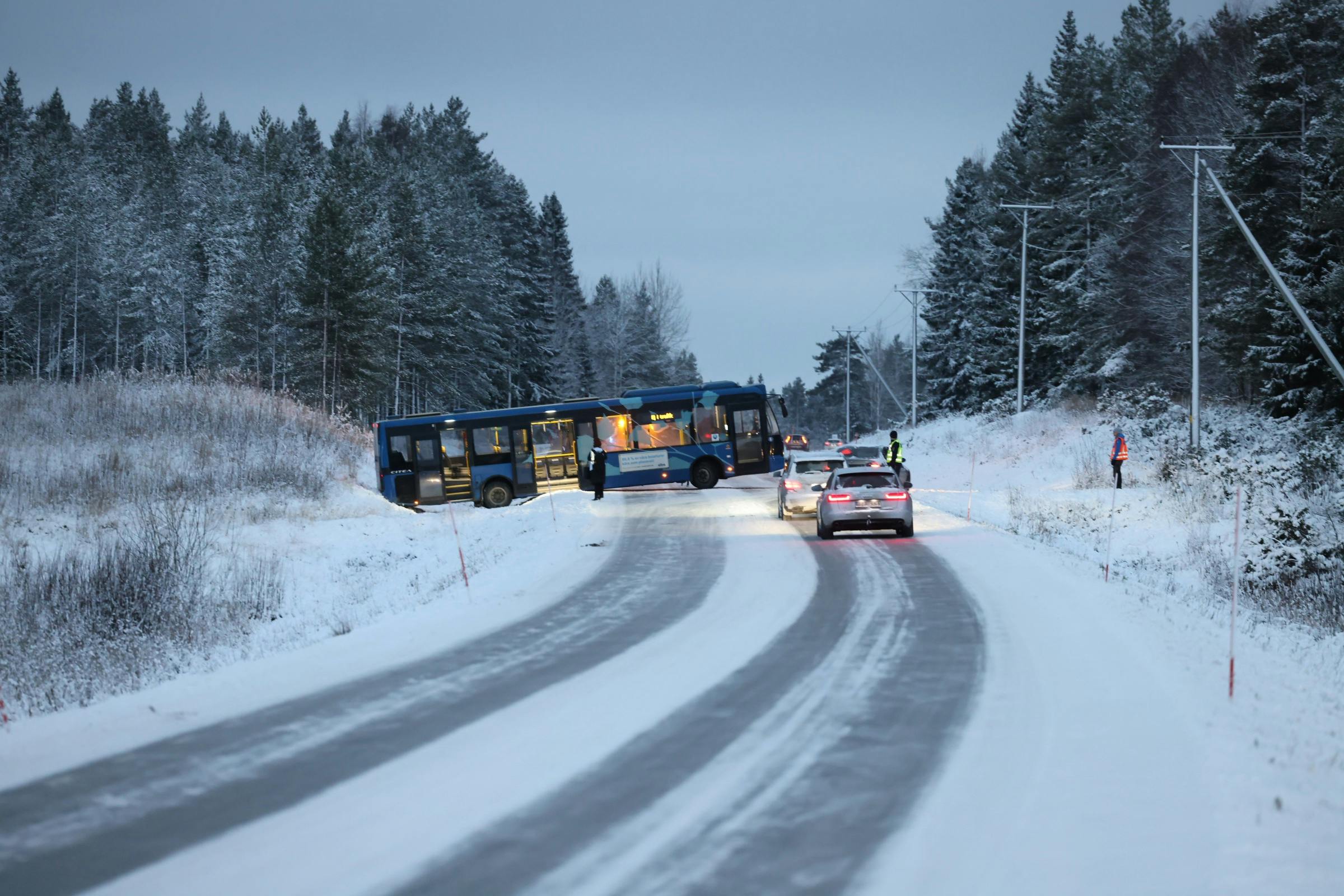 Buss av vägen